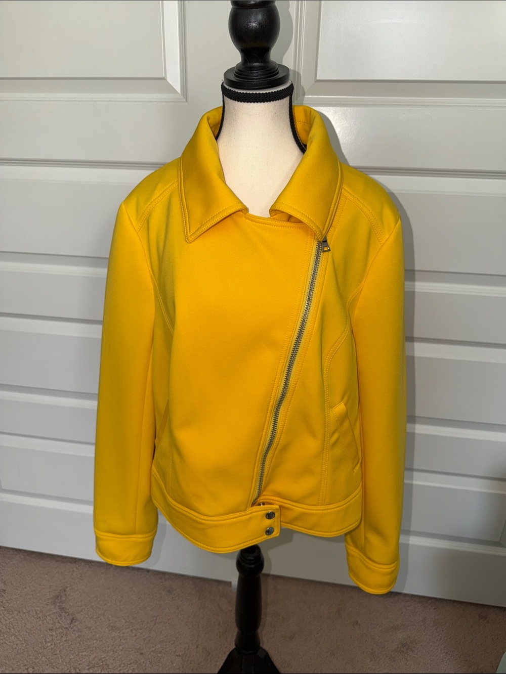 Yellow Asymmetric Zip Women's Jacket Vince Camuto XL